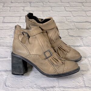 Free People Leather Block Heel Booties Buckle Tassel Size 9 Brown